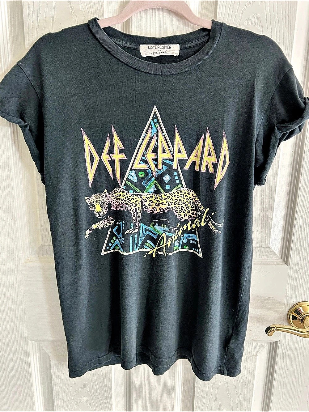 Daydreamer LA Def Leppard Animal Tee Graphic Band Tee Black Size XS